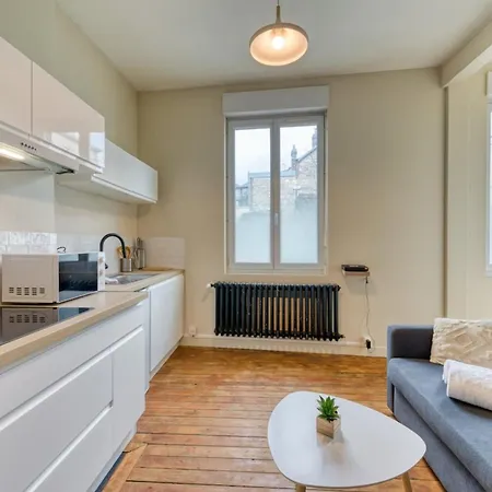 Apartment L'oiseau Blanc Un Petit Nid Proche De La Gare !